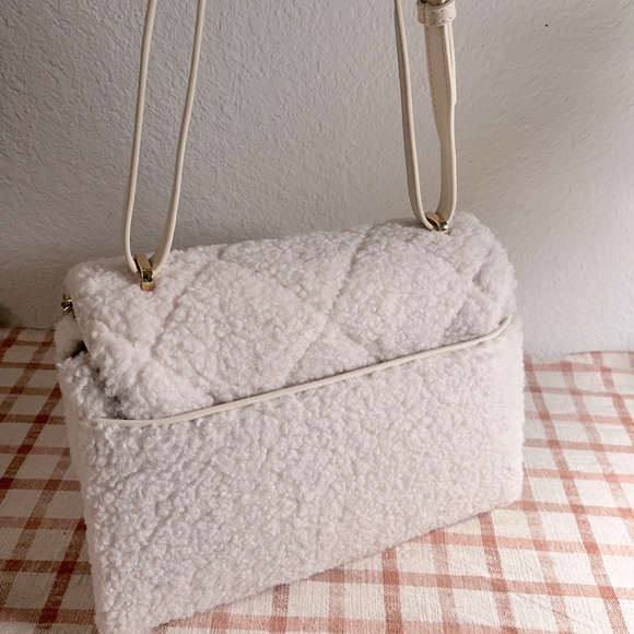 A New Day Shoulder Bag 100% New - Picture 4 of 7